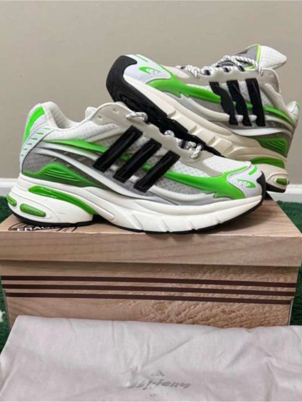 Adidas adistar jellyfish green size 11.5 men’s